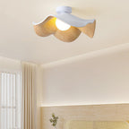 Elegant Wooden Ceiling Lamp with Scandinavian Inspiration