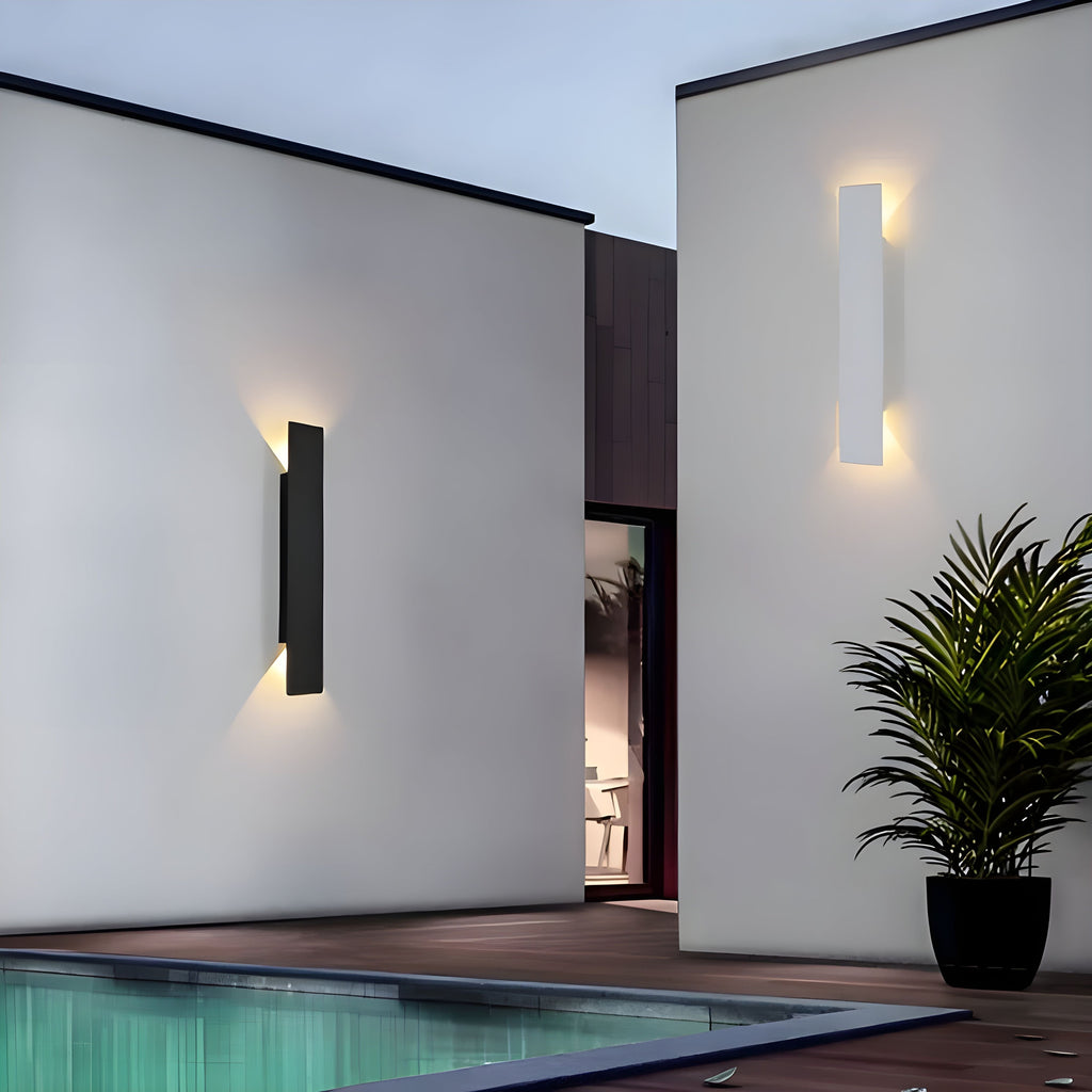 Light - Modern weatherproof LED wall lamp made of aluminum for outdoor use