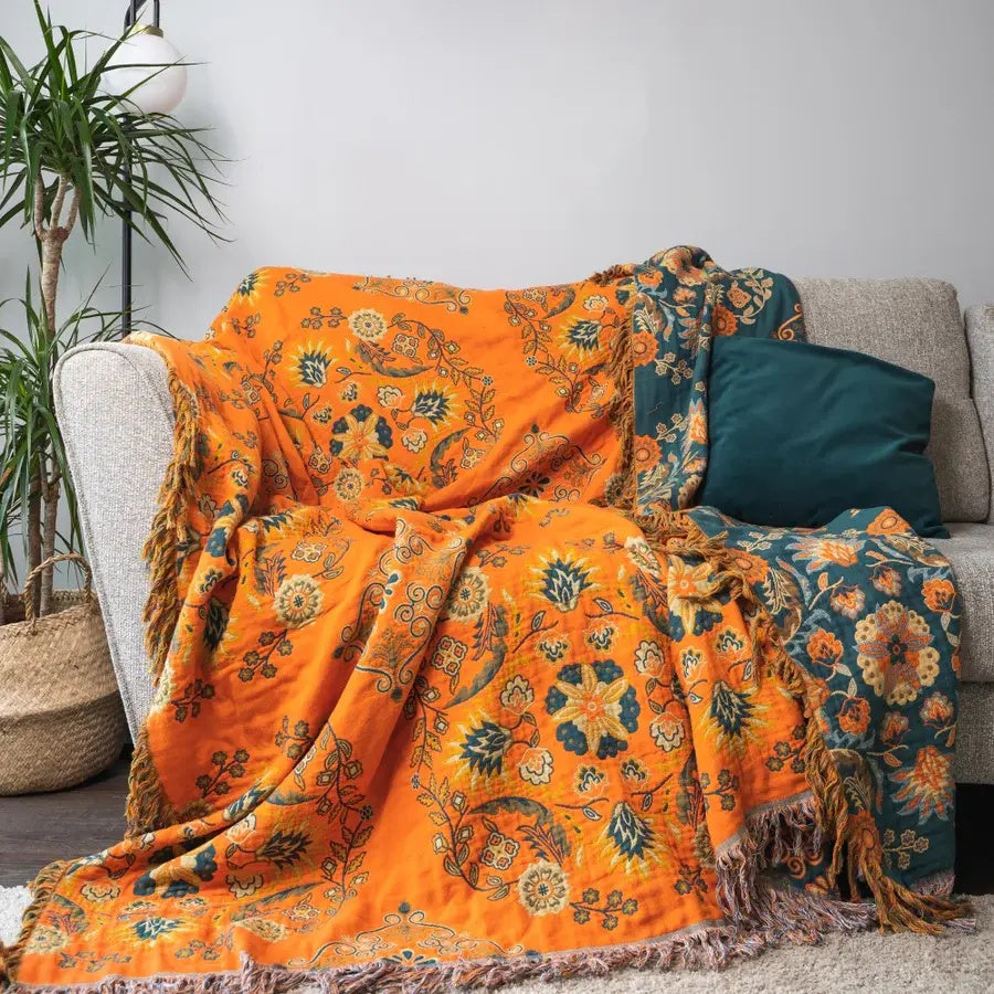 Reversible blanket in Marigold design for cozy warmth
