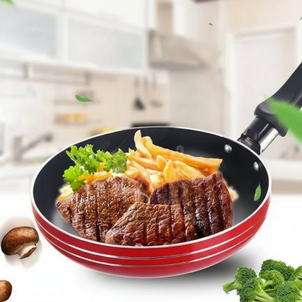 Non-stick coated mini frying pan set made of stainless steel for healthy cooking