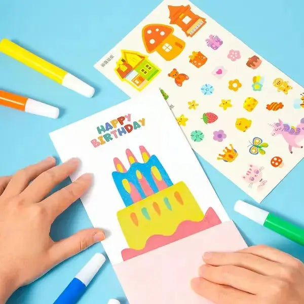 Painting, scratching, marveling – creativity has never been this colorful!