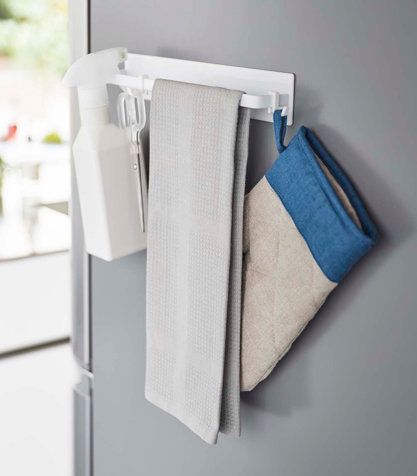 Magnetic Kitchen Towel Holder - Stainless Steel