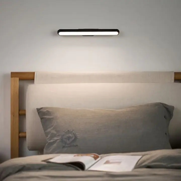 Magnetic LED Touch Lamp – elegant, rechargeable & compact