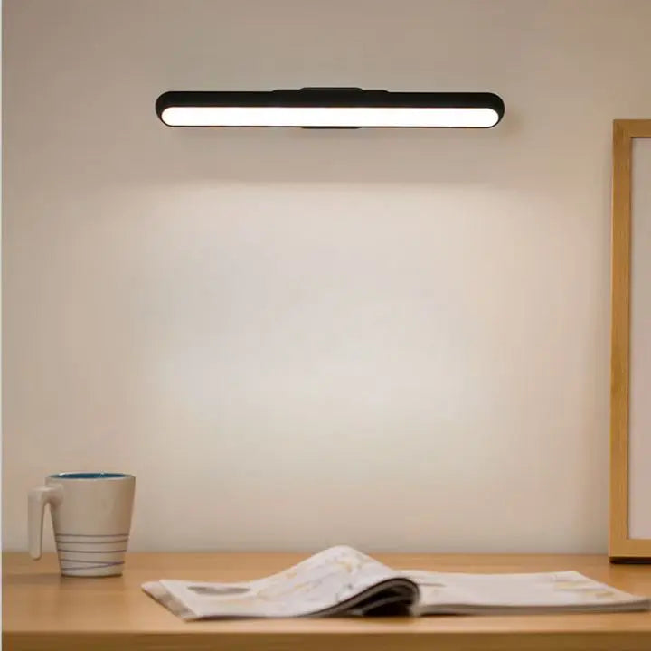 Magnetic LED Touch Lamp – elegant, rechargeable & compact