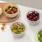 Manual fruit and vegetable spin dryer with removable container