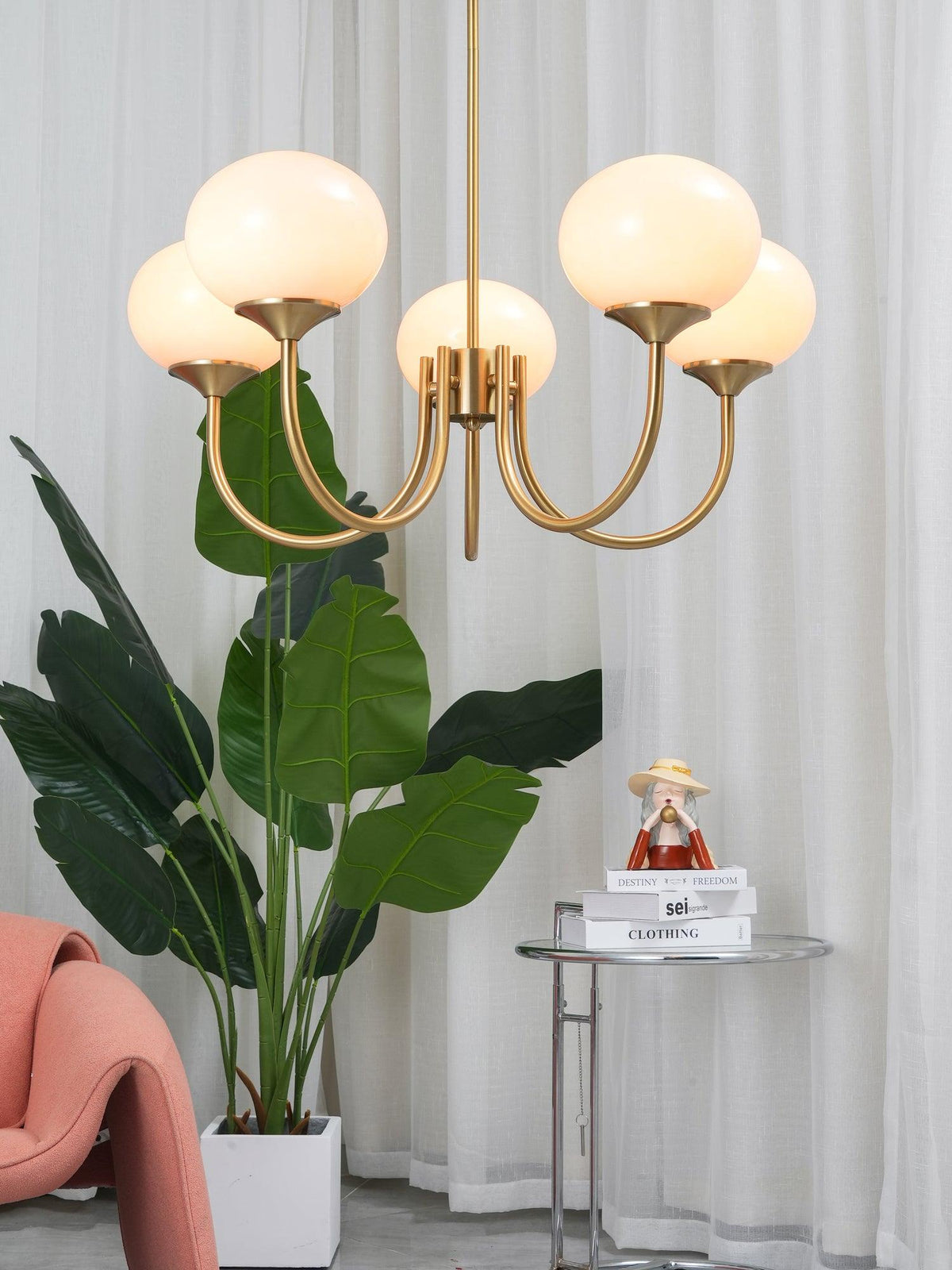 AuroraGlow - Marshmallow Chandelier