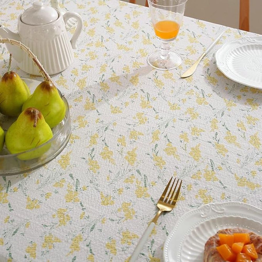 Cotton Tablecloth with Floral Pattern and Tassel Trim