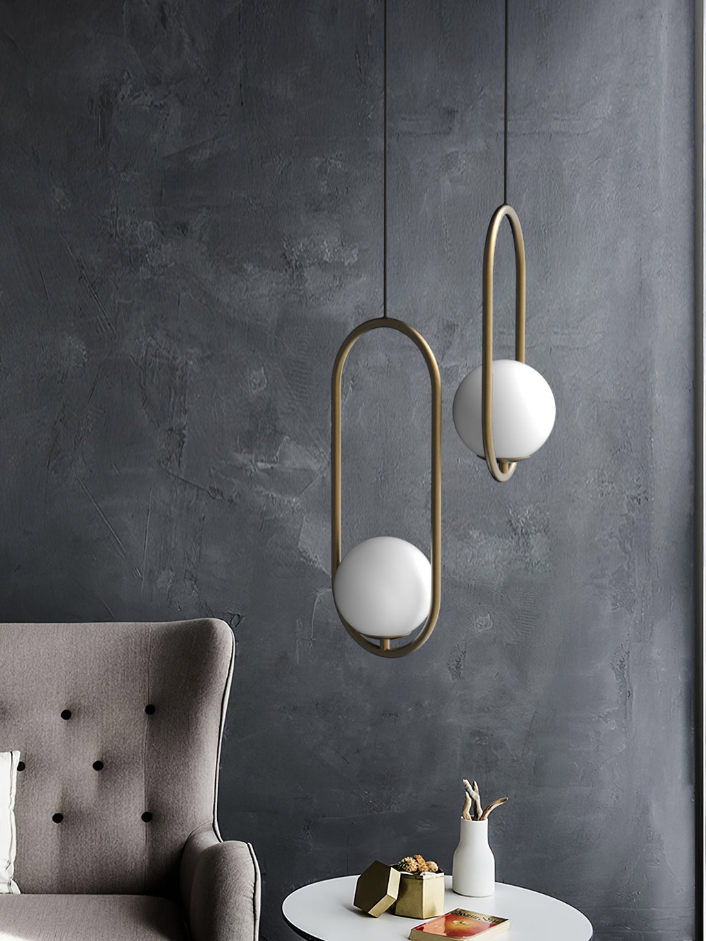 Modern and Elegant Pendant Light - Stylish Hanging Lamp for Indoor Lighting