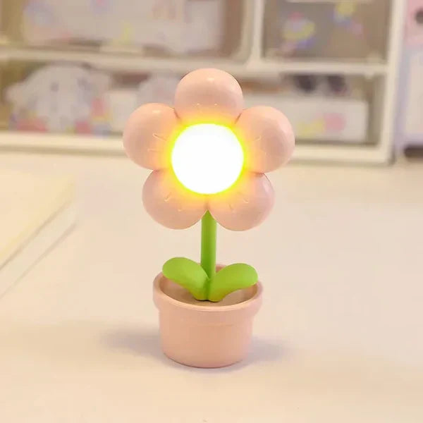 Cute Flower Night Light for Children – LED Table Lamp in Flower Design for the Children's Room