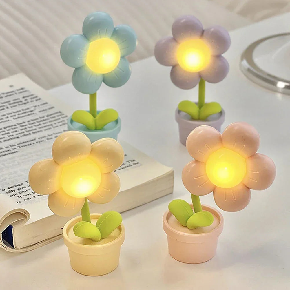 BloomAura – Elegant Petite Flower Table Lamp for Soft Lighting