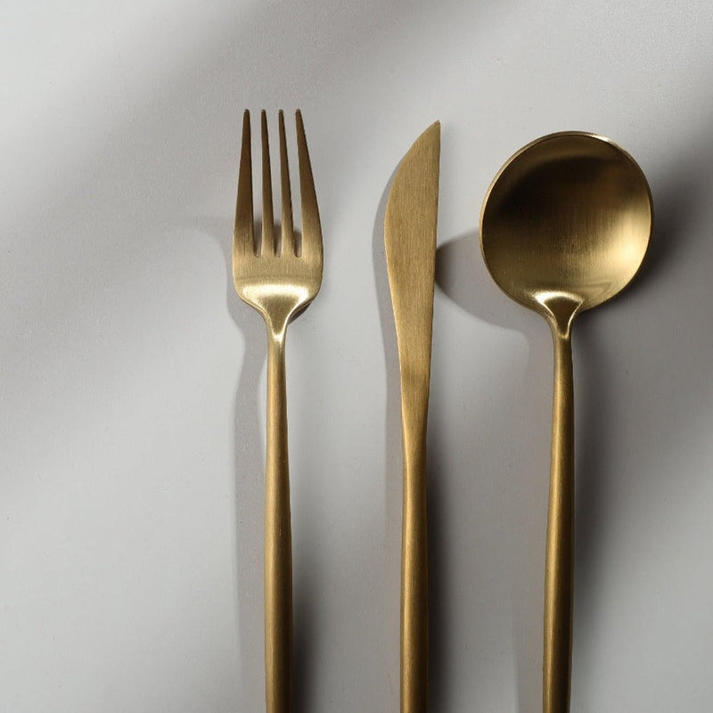 Minimalist Stainless Steel Cutlery Elegant Simplicity