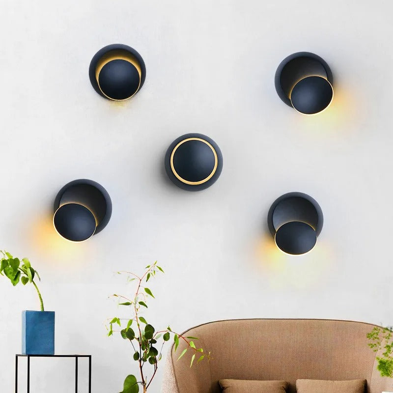 Minimalistic Orb Design Wall Light