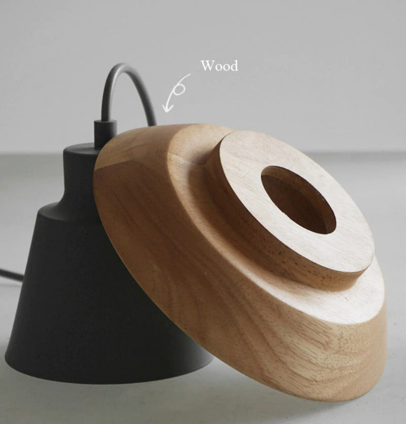 Pendant lights made of Nordic wood