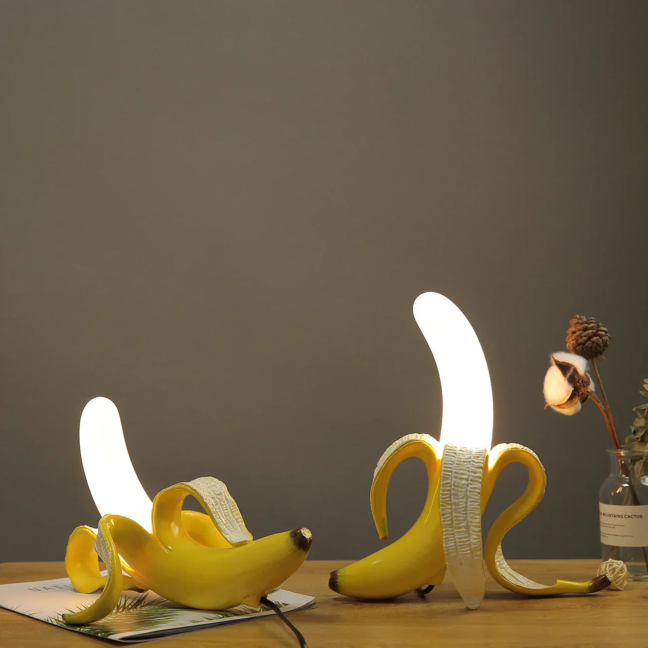 Decorative Banana Lamp – Modern Table Lamp for Stylish Interior Design