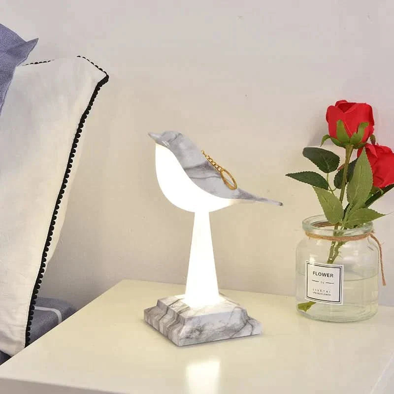 Eclectus Bird-Inspired LED Table Lamp