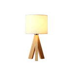 LumiHout – Modern table lamp made of wood with warm, natural elegance