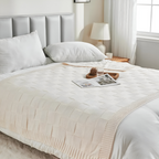 Loomvera Plaid | Knitted Blanket Black-White | Soft & Skin-friendly | For All Seasons