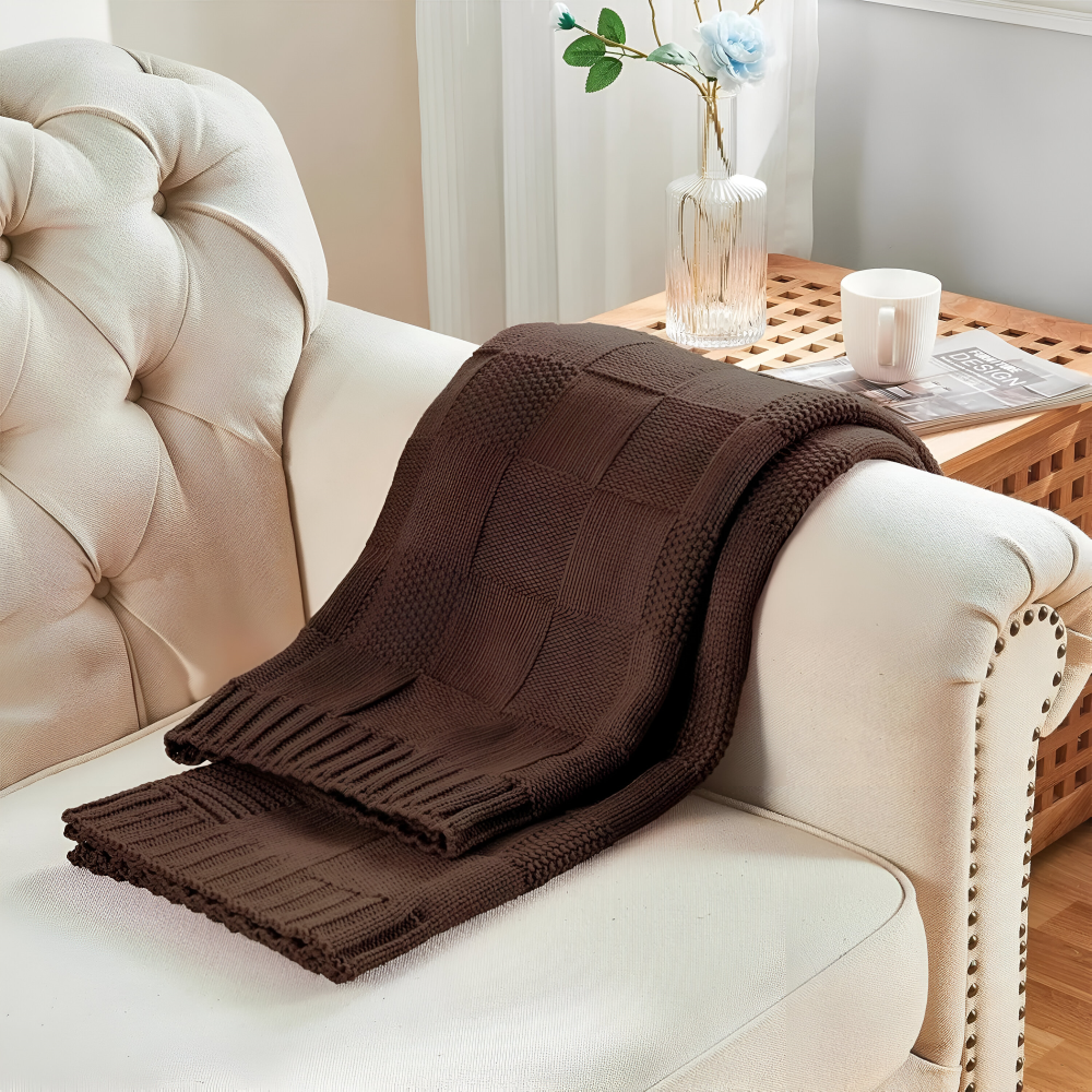 Loomvera Plaid | Knitted Blanket Black-White | Soft & Skin-friendly | For All Seasons
