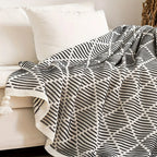 Monochrome Diamond Pattern Throw Blanket