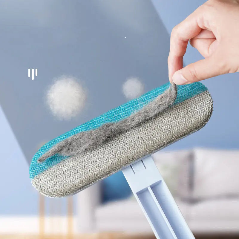Effortless brush for pet hair and dust