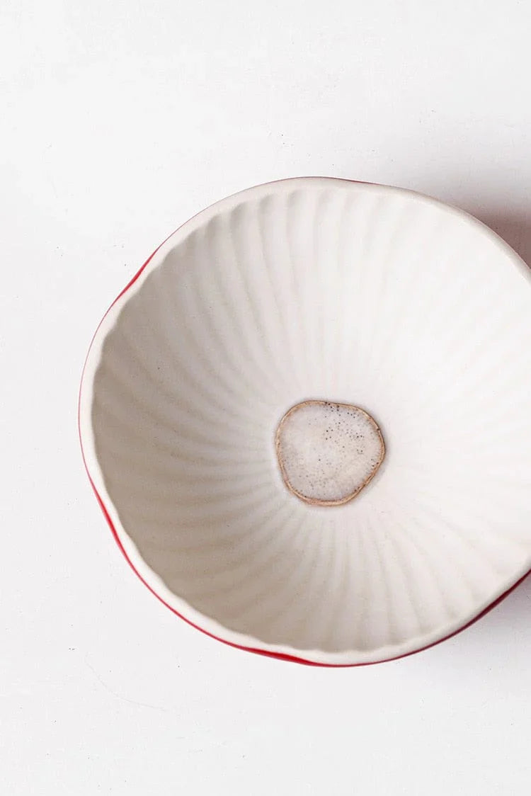 Mushroom-shaped plate