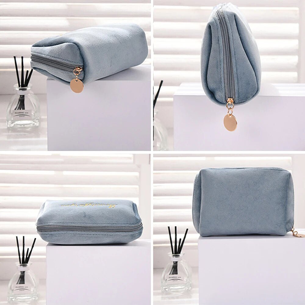 VelvetChic - Elegance and practicality - Chic makeup bag