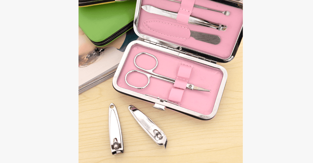 7-piece nail clipper set - Comes in a pink case - Perfect for manicure!