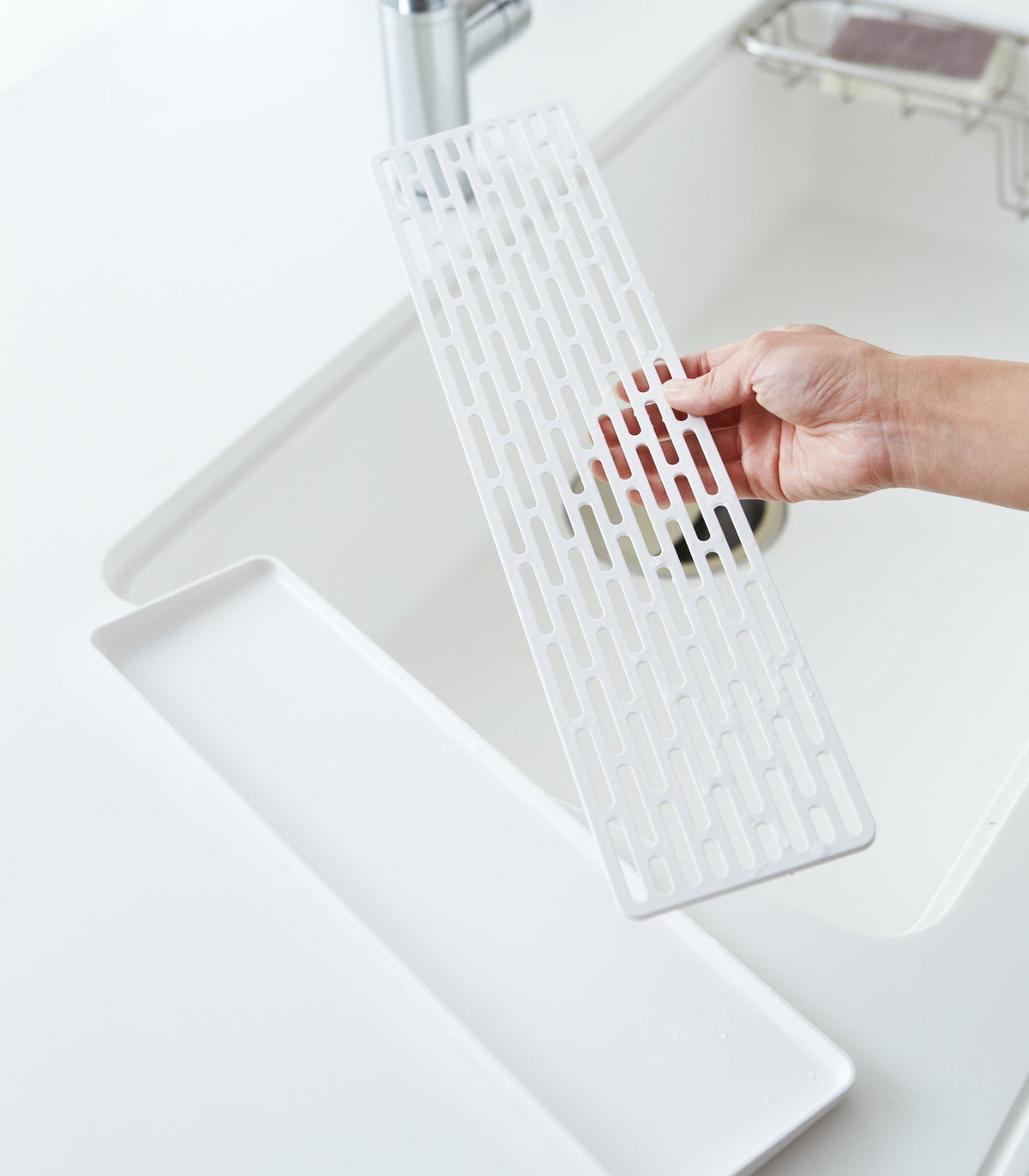 Narrow Sink Draining Area