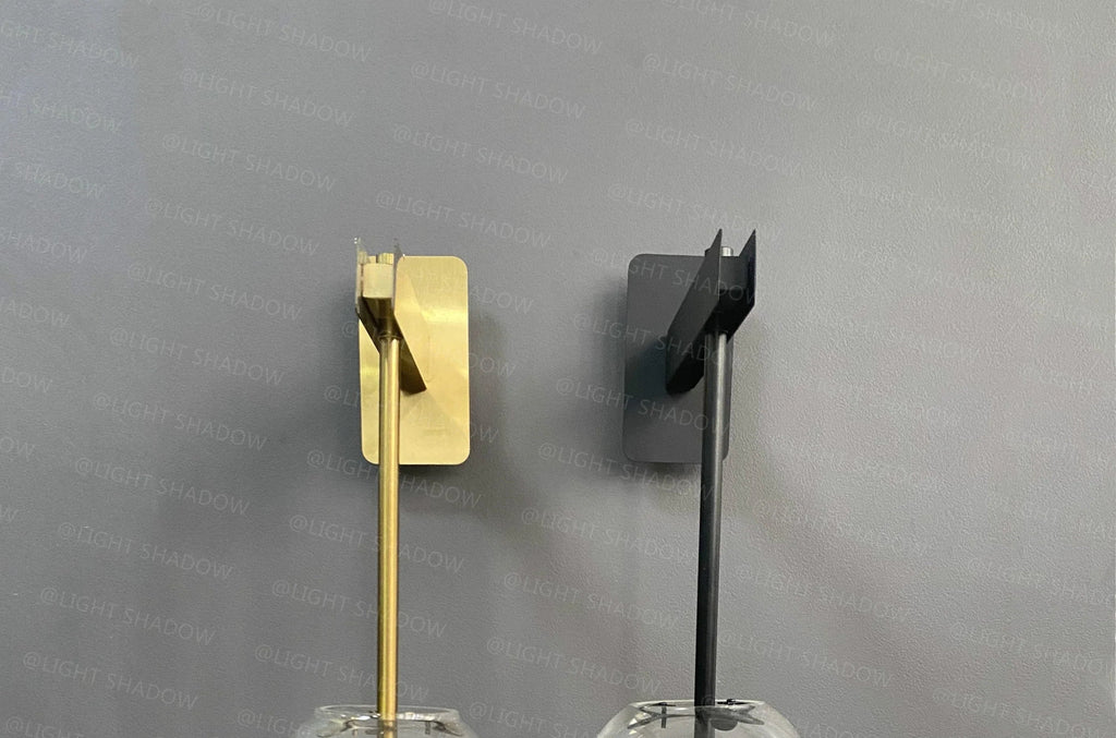 Neith Glass Wall Lamp