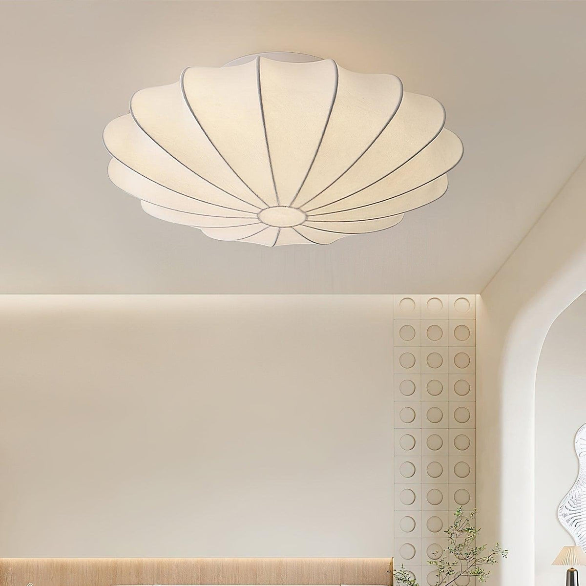 Shell-shaped Fabric Ceiling Lamp Elegant Design