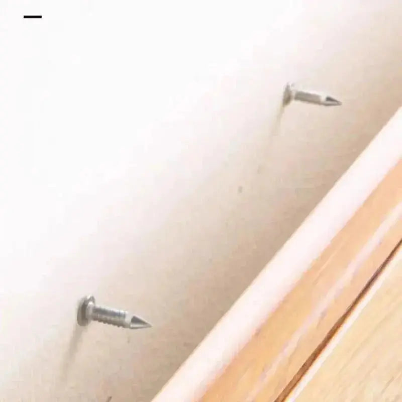 Non-marking baseboard nails (100 pieces)