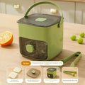 No more sticky ice cubes – Box with practical press function
