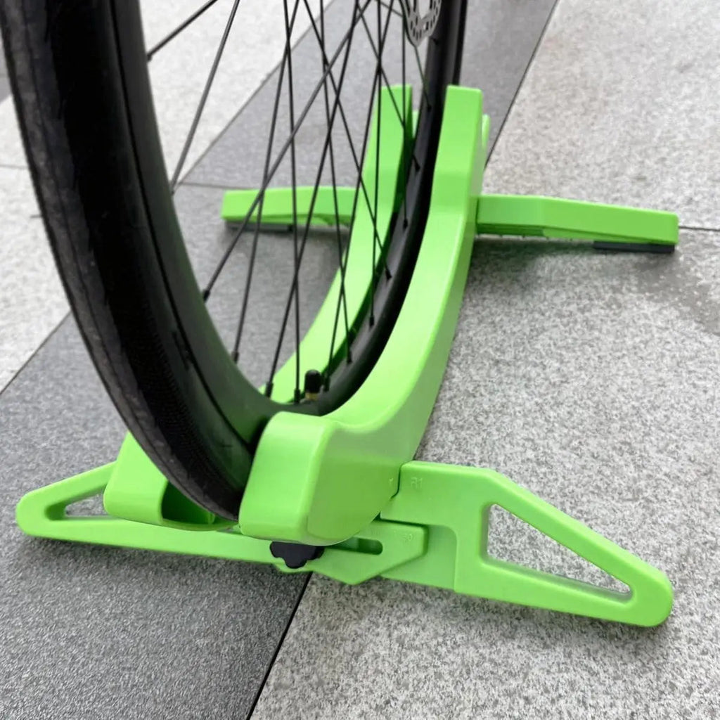 Never wobbling bicycles again – Our stable universal stand