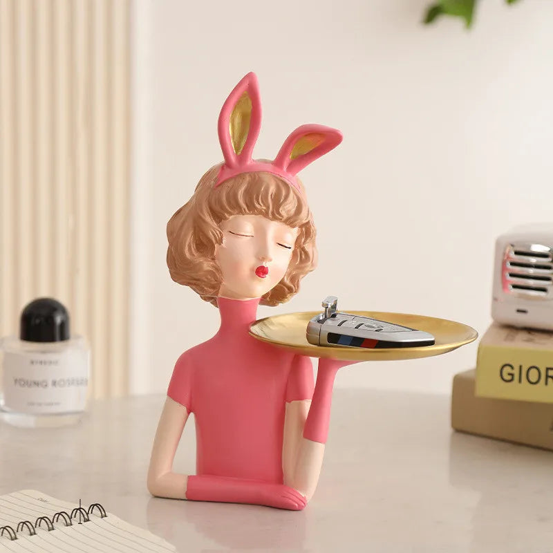 FloralFinesse - Girl Vase Decor