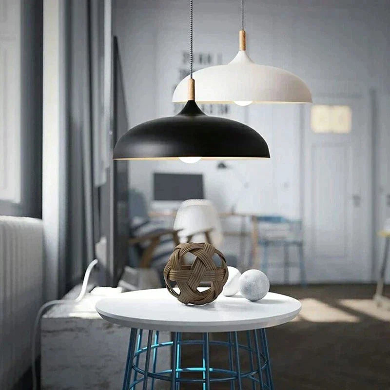 NordicOak – Ceiling light made of northern oak