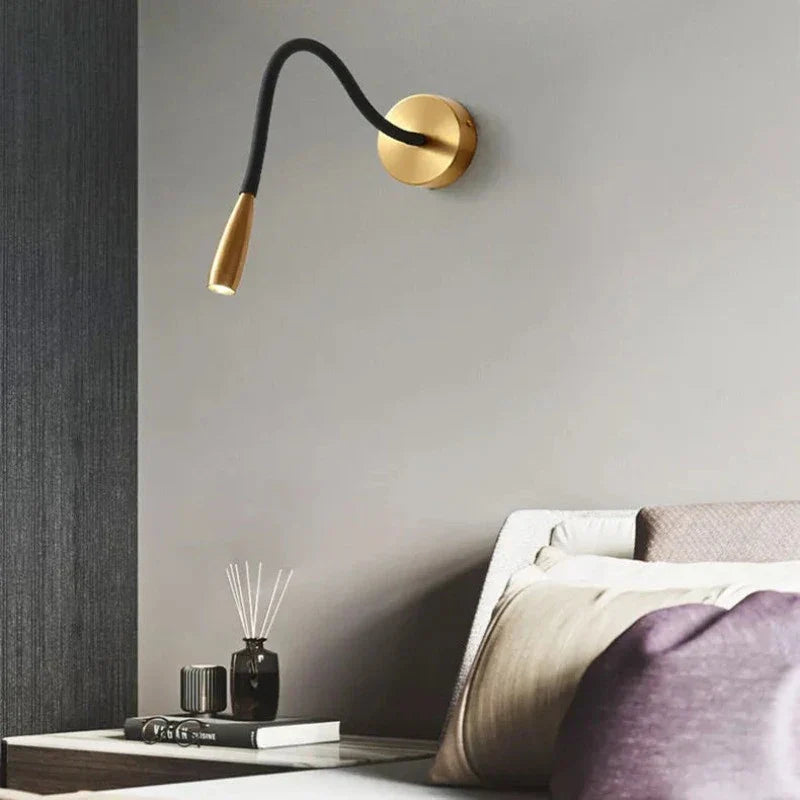 Modern wall lamp with flexible arm for indoor use – Adjustable LED wall light for living room and bedroom