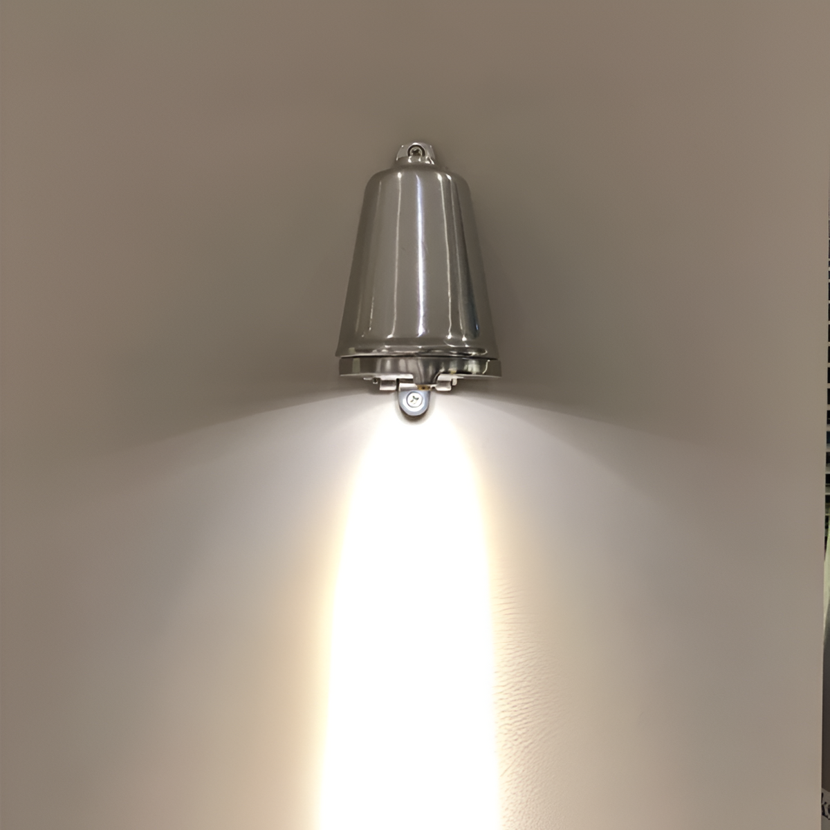 Minimalistic LED Outdoor Wall Lamp