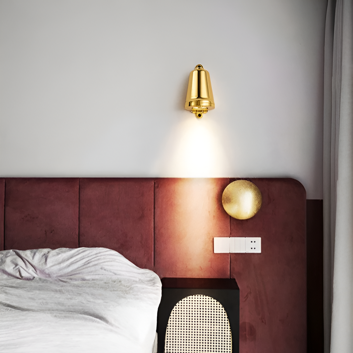 Minimalistic LED Outdoor Wall Lamp