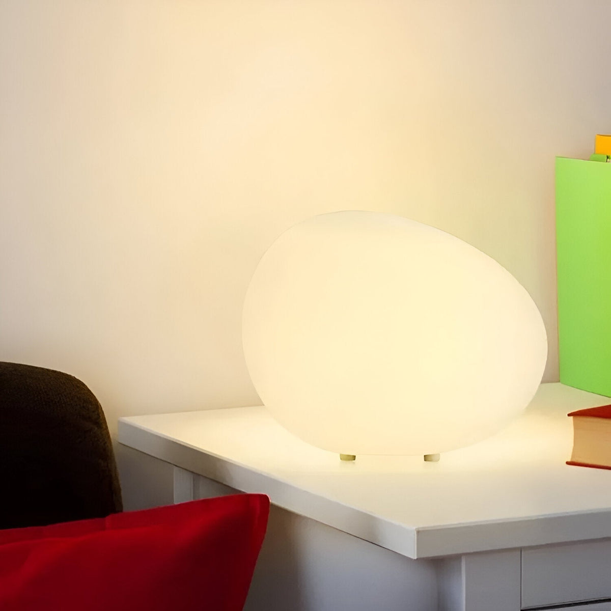 Round Metal Table Lamp in Scandinavian Design
