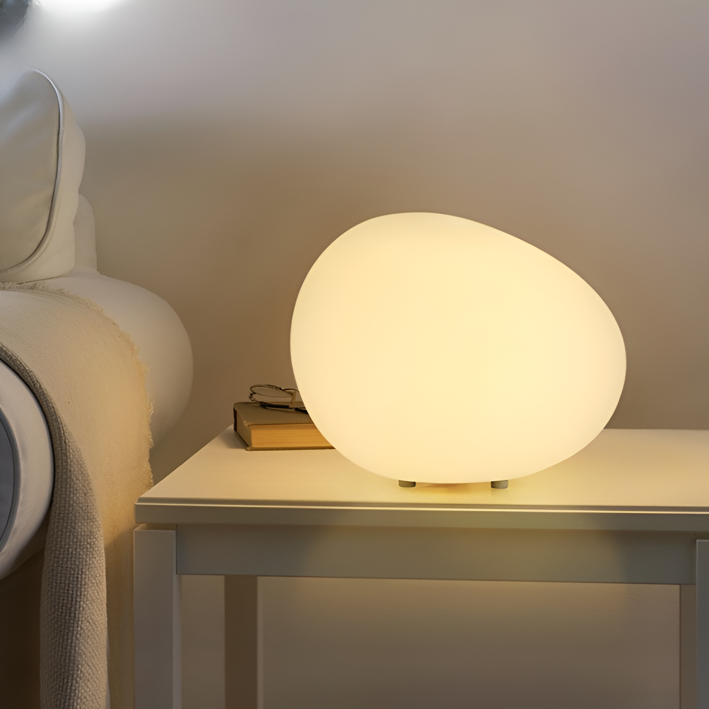 Round Metal Table Lamp in Scandinavian Design