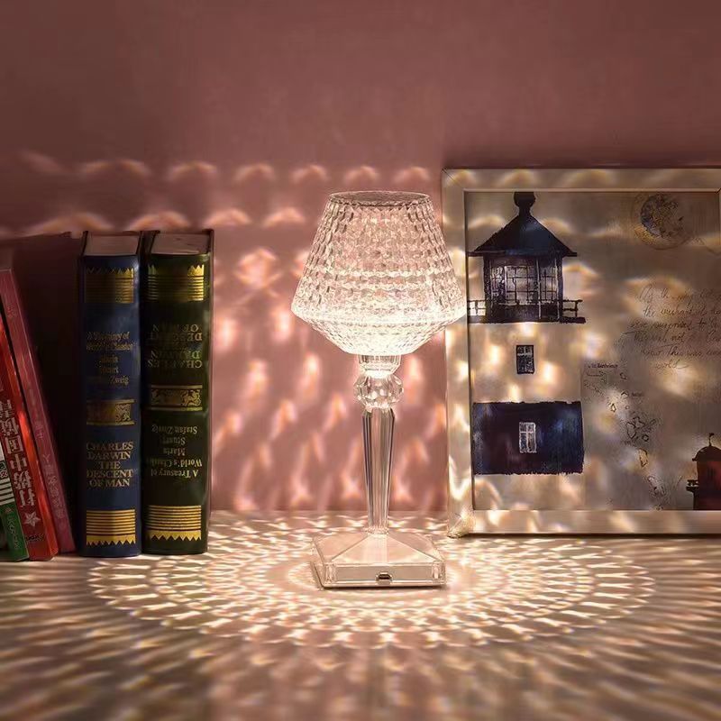 Liesbeth Crystal Lamp – Luxury Table Lamp with USB Charging Function