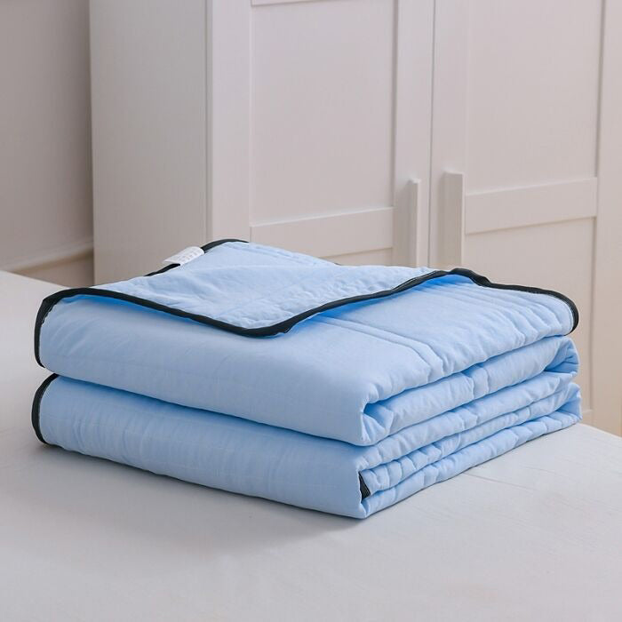 Lightweight Summer Cool Comforter Ultra Cozy Soft Blanket