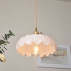 Glass light that delights with details!