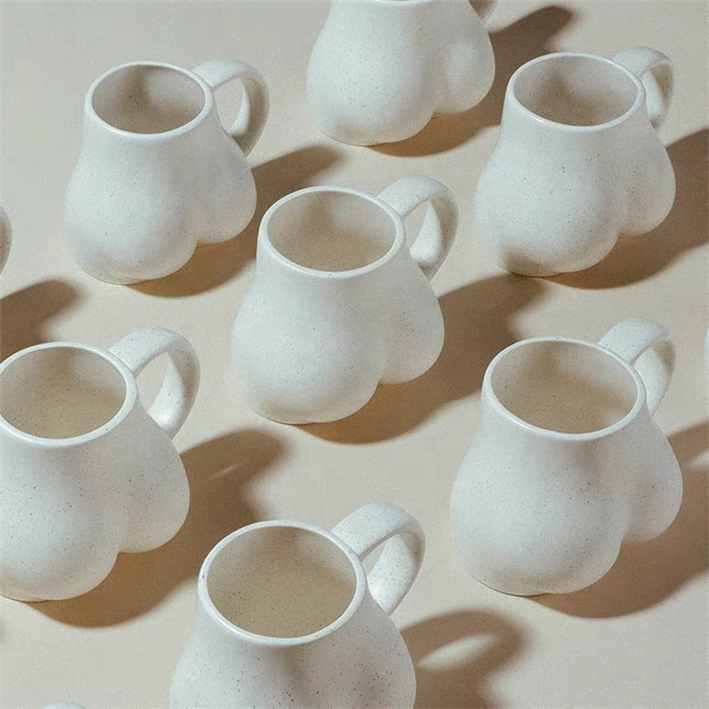 Coffee Mug With Feminine Curves