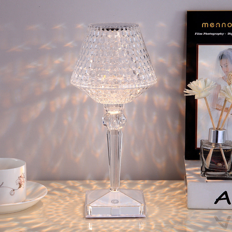 Liesbeth Crystal Lamp – Luxury Table Lamp with USB Charging Function