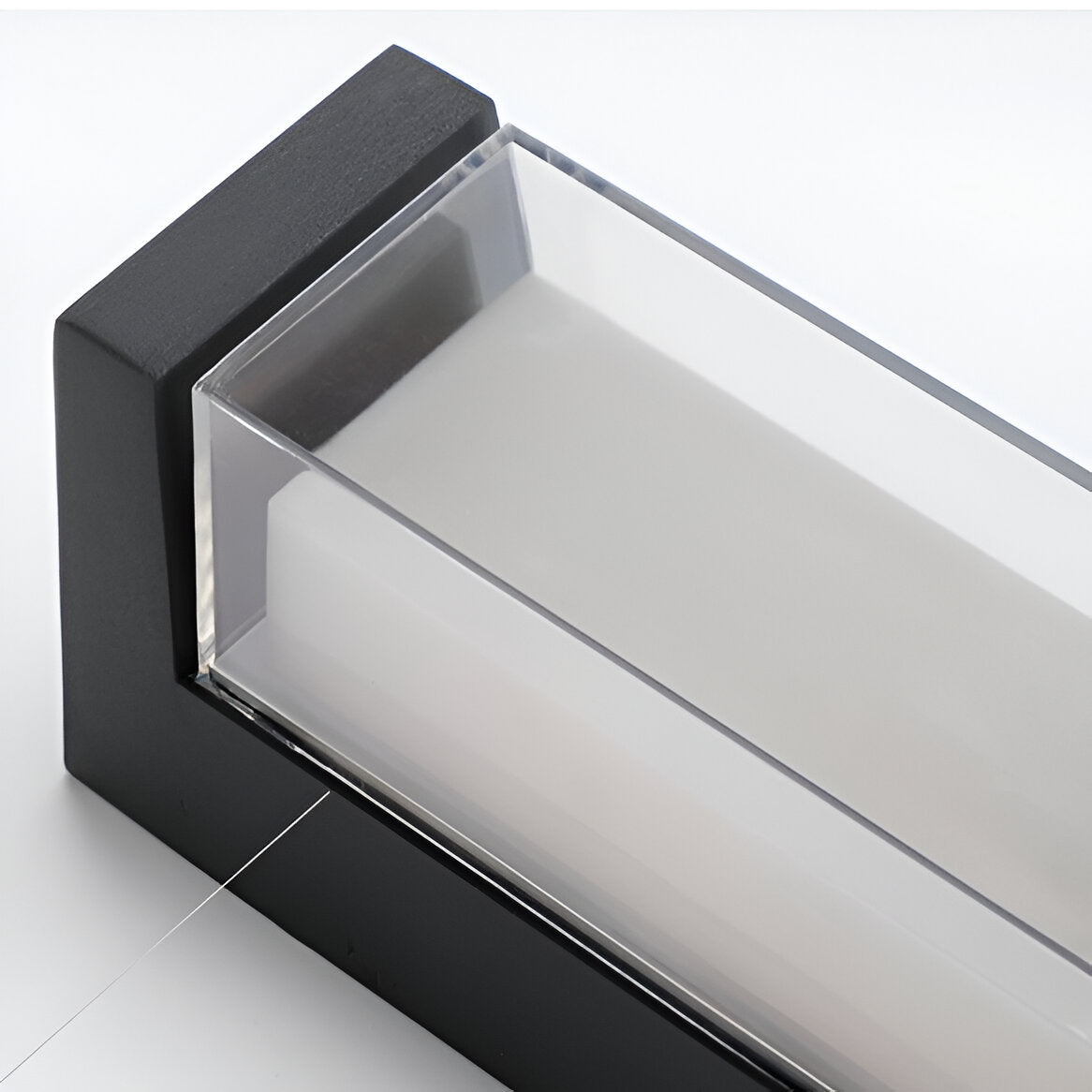 IP65 Waterproof Outdoor Wall Lamp