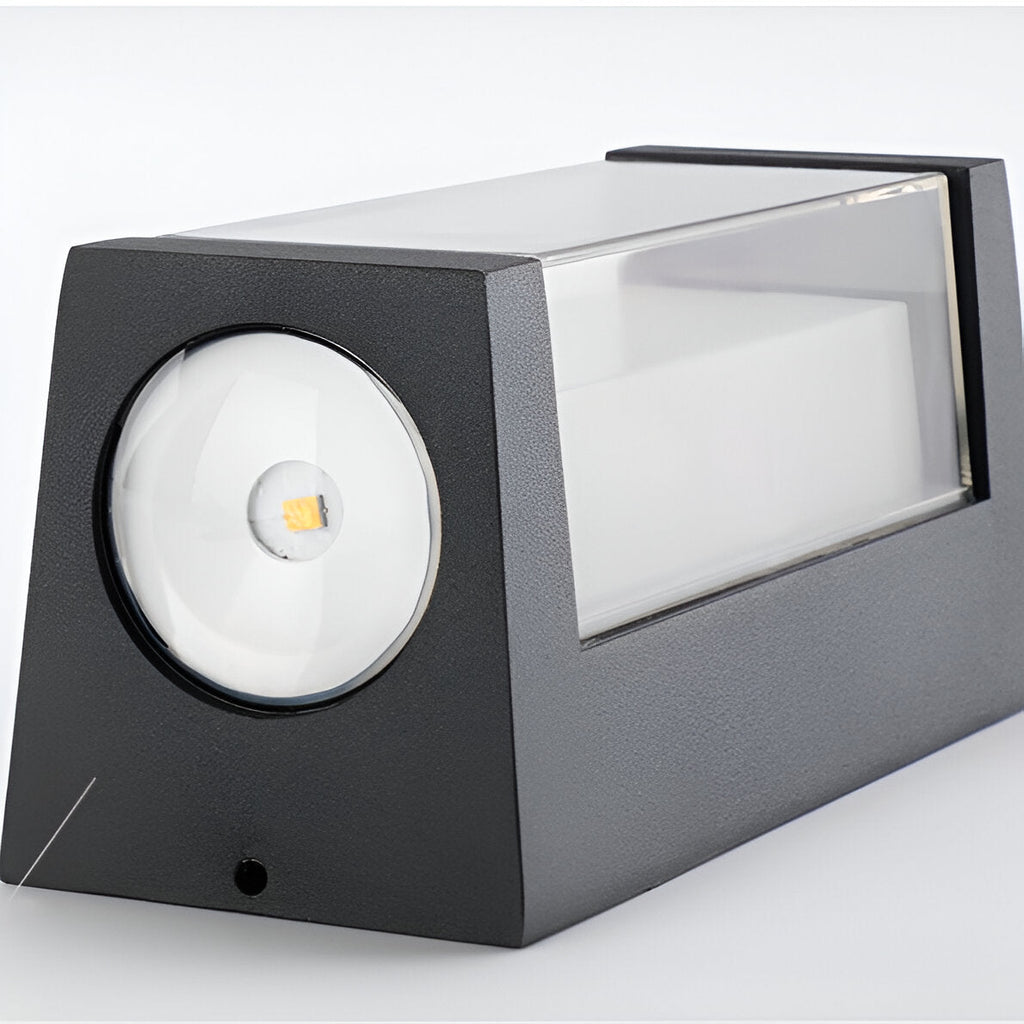 IP65 Waterproof Outdoor Wall Lamp