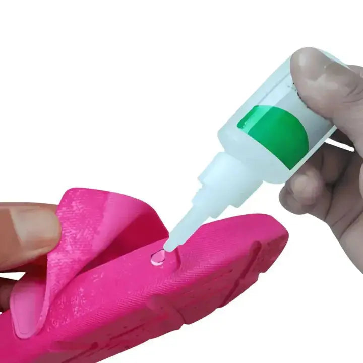 Oil-based high-performance adhesive for glass, ceramics & Co.