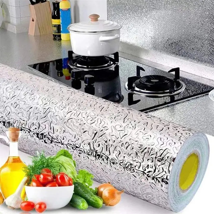 Oil-resistant kitchen foil – Self-adhesive, heat & waterproof