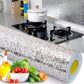 Oil-resistant kitchen foil – Self-adhesive, heat & waterproof